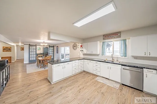 $665,000 | 5566 West 49th North, Idaho Falls, ID 83402