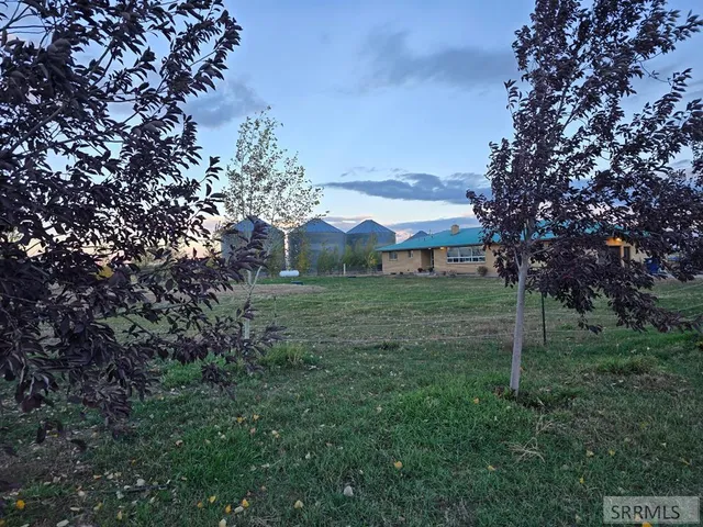 $665,000 | 5566 West 49th North, Idaho Falls, ID 83402