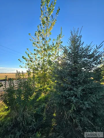 $665,000 | 5566 West 49th North, Idaho Falls, ID 83402