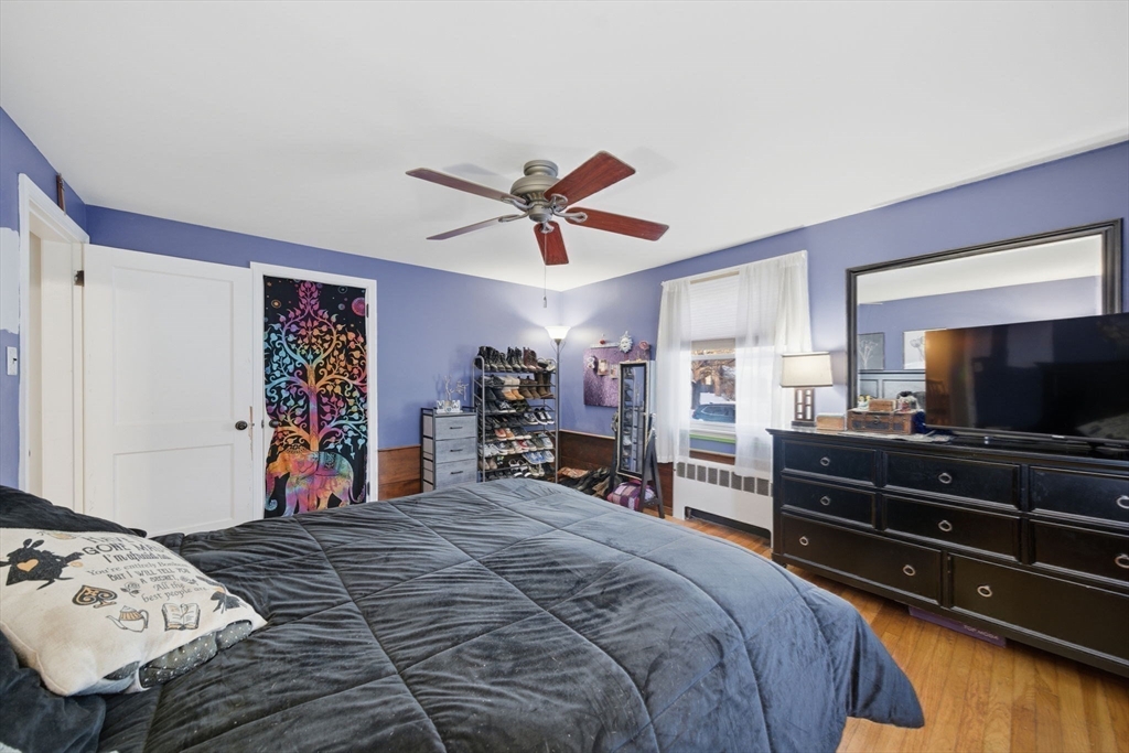 8 Flint Street Chelmsford, MA 01824 - Photo 15 of 34