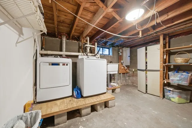 $700,000 | 8 Flint Street, Chelmsford, MA 01824