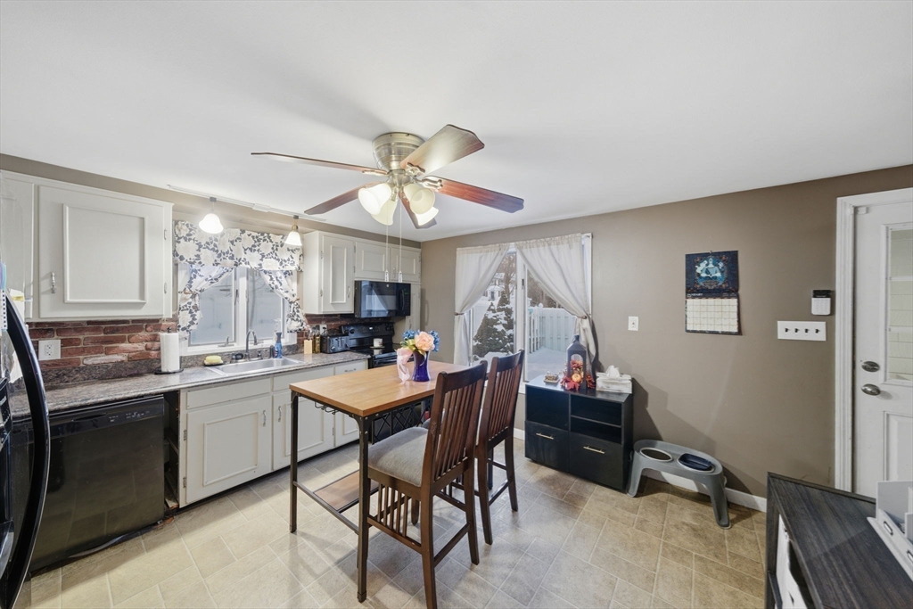 8 Flint Street Chelmsford, MA 01824 - Photo 6 of 34