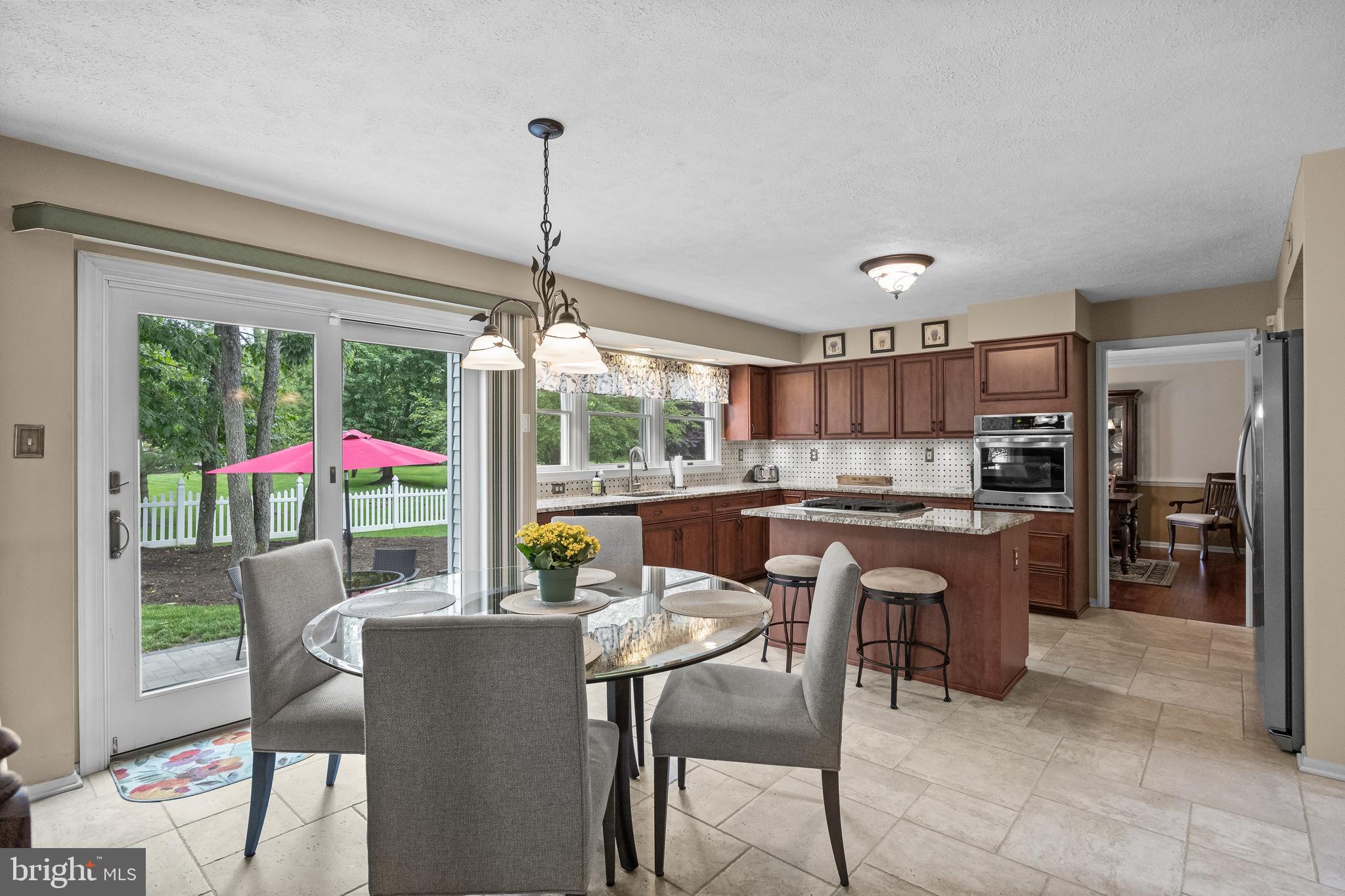 536 Justice Drive Marlton, NJ 08053 - Photo 17 of 44 a kitchen with a table and chairs