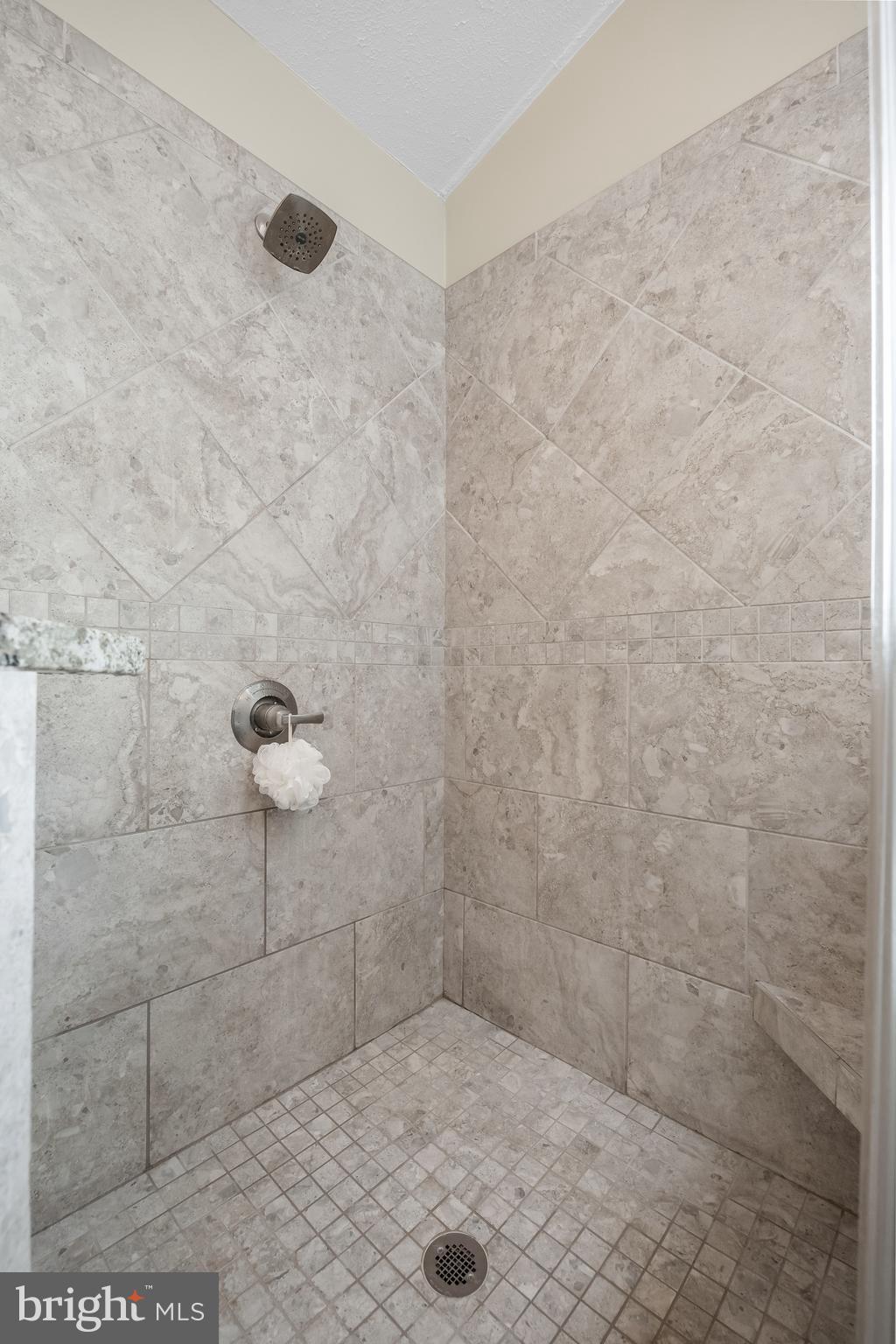 536 Justice Drive Marlton, NJ 08053 - Photo 30 of 44 a bathroom with a shower