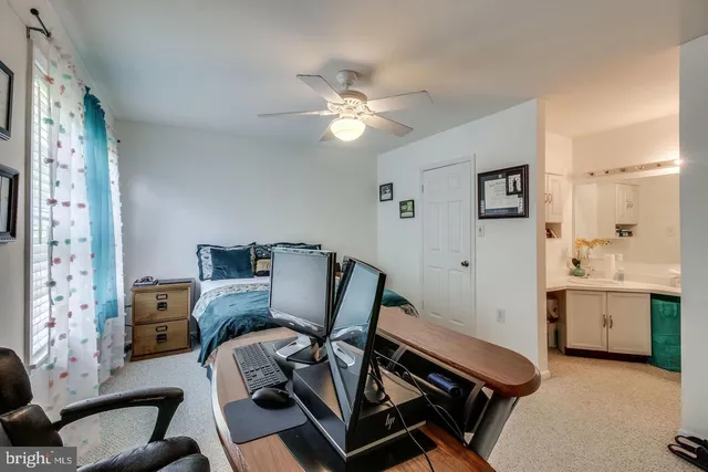 $3,250 | 5730 Evergreen Knoll Court, Alexandria, VA 22303