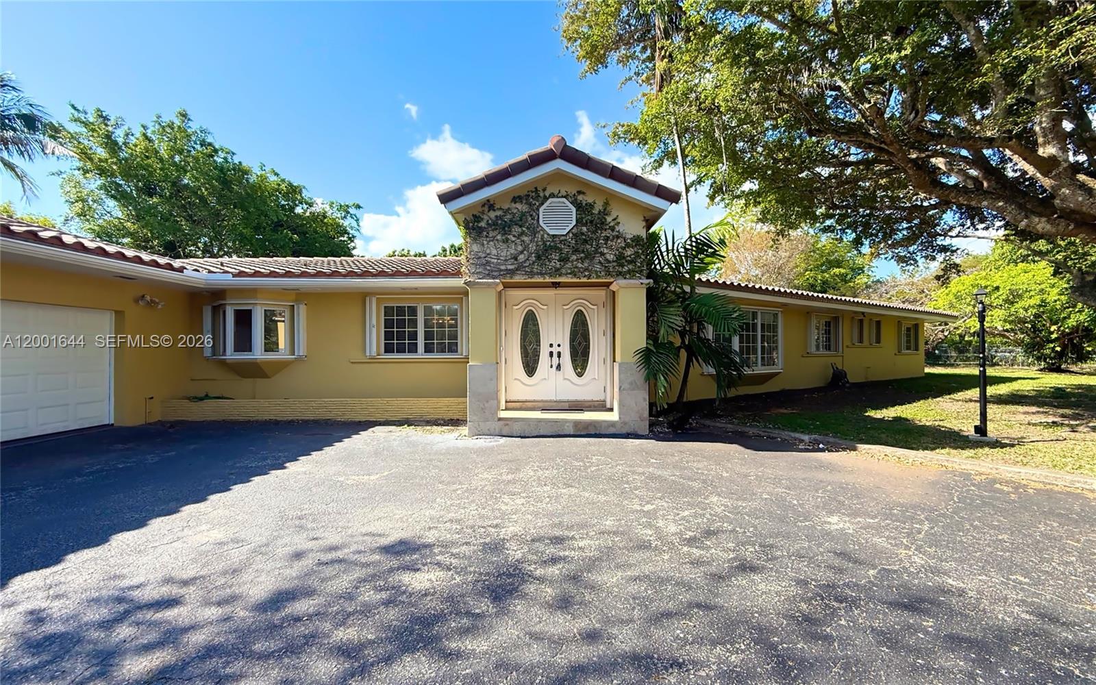 6282 Southwest 133rd Street Pinecrest, FL 33156 - Photo 4 of 43