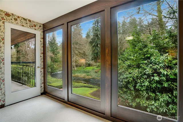 $2,000,000 | 6817 79th Street West, Lakewood, WA 98499