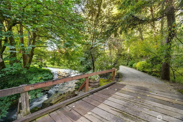 $2,000,000 | 6817 79th Street West, Lakewood, WA 98499