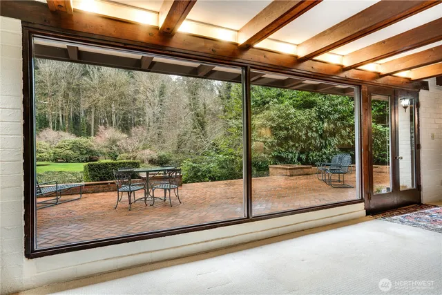 $2,000,000 | 6817 79th Street West, Lakewood, WA 98499