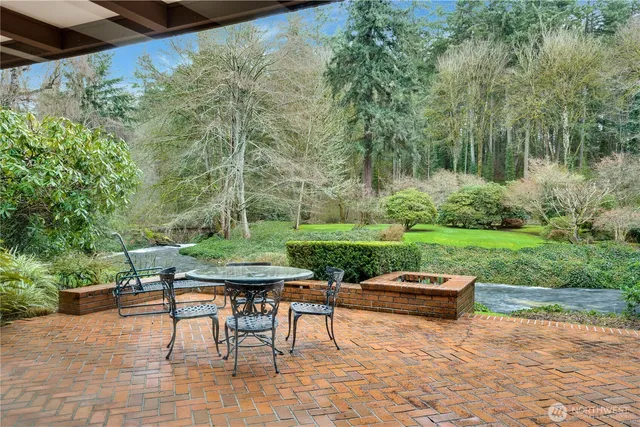 $2,000,000 | 6817 79th Street West, Lakewood, WA 98499