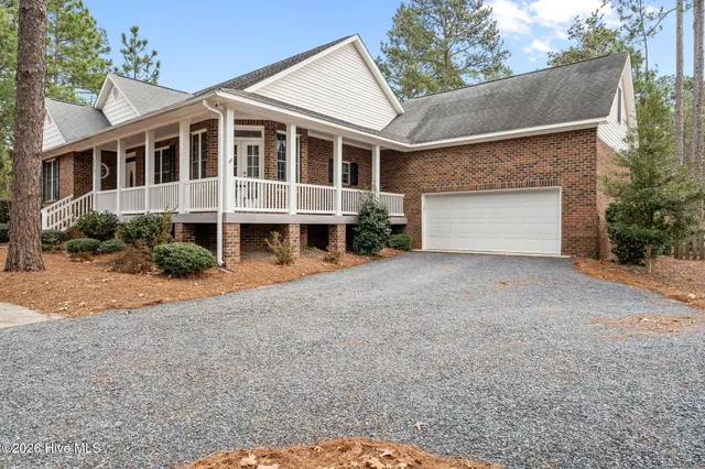 $580,000 | 113 Simmons Drive, Seven Lakes, NC 27376