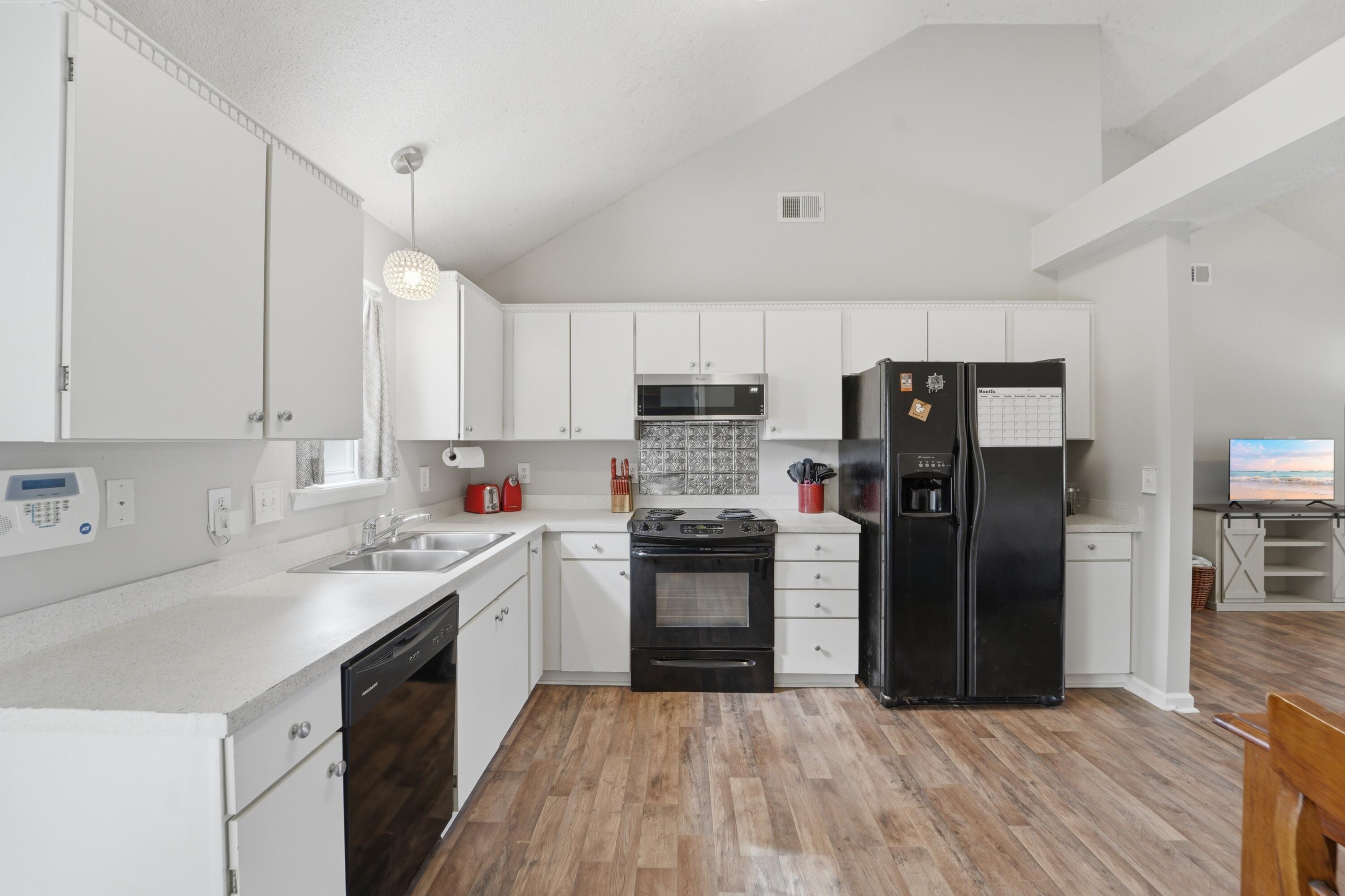 1315 Camp Road Charleston, SC 29412 - Photo 14 of 42 Kitchen