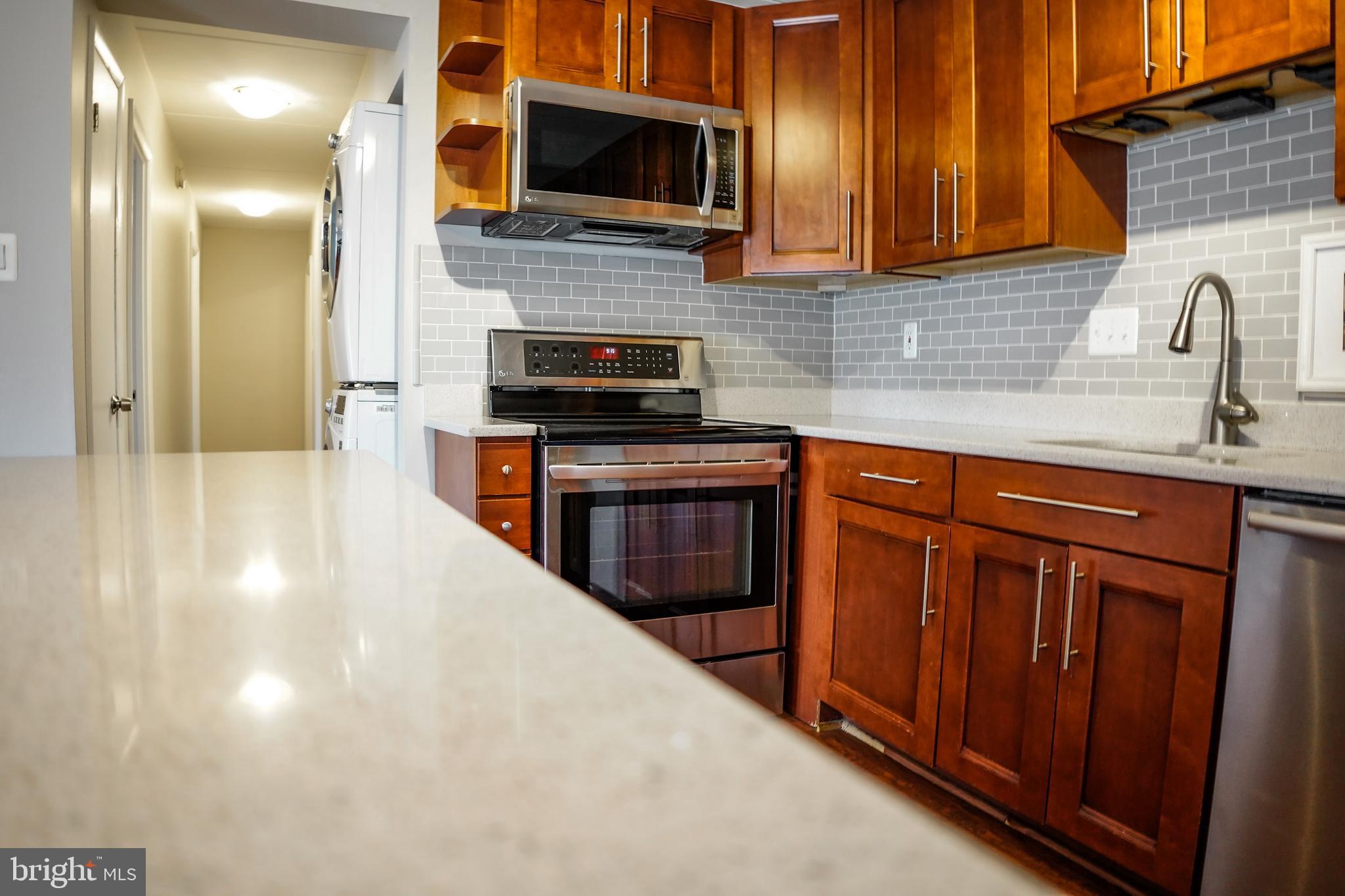 6240 Edsall Road, Unit 102 Alexandria, VA 22312 - Photo 14 of 47