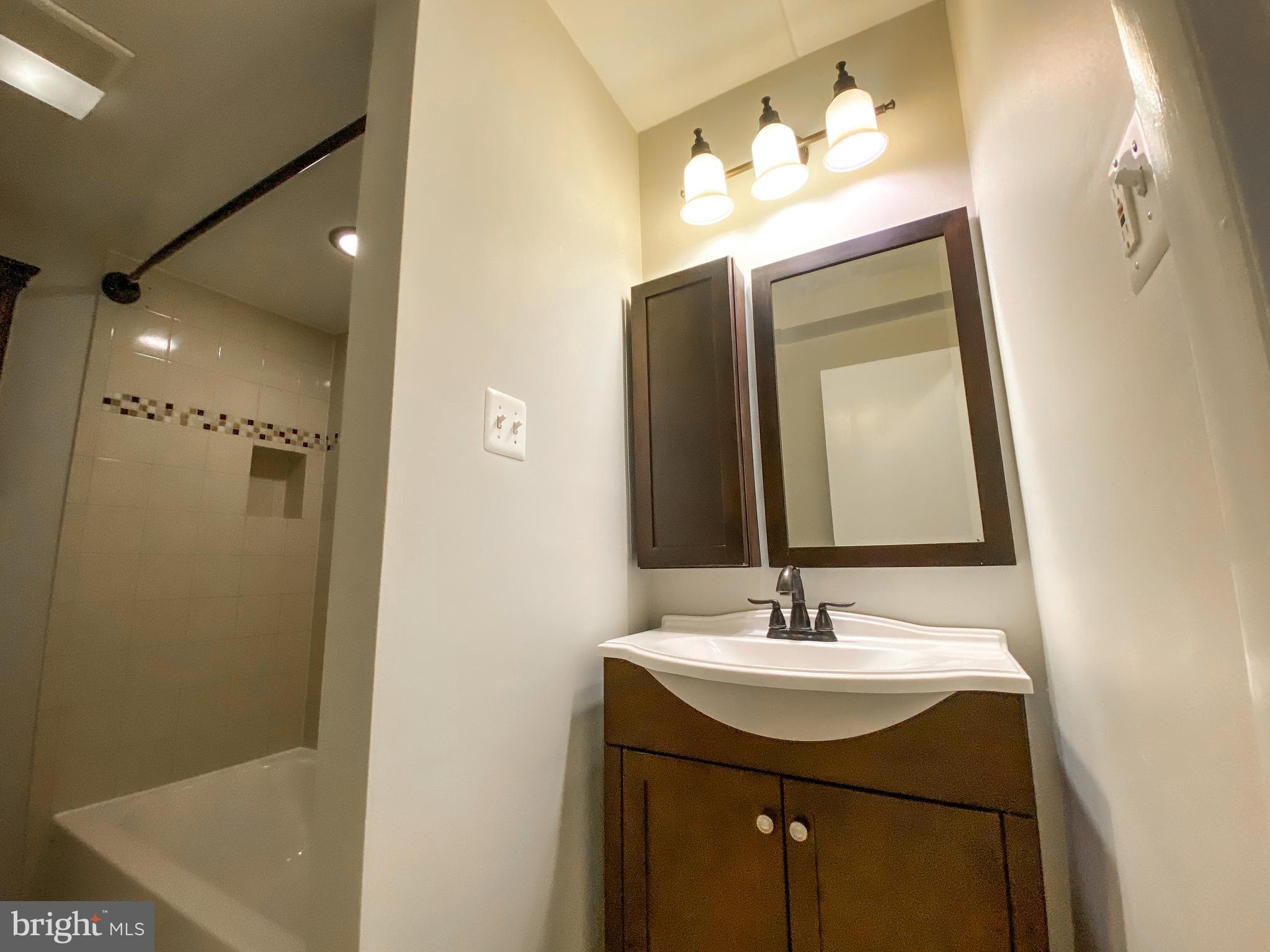 6240 Edsall Road, Unit 102 Alexandria, VA 22312 - Photo 37 of 47