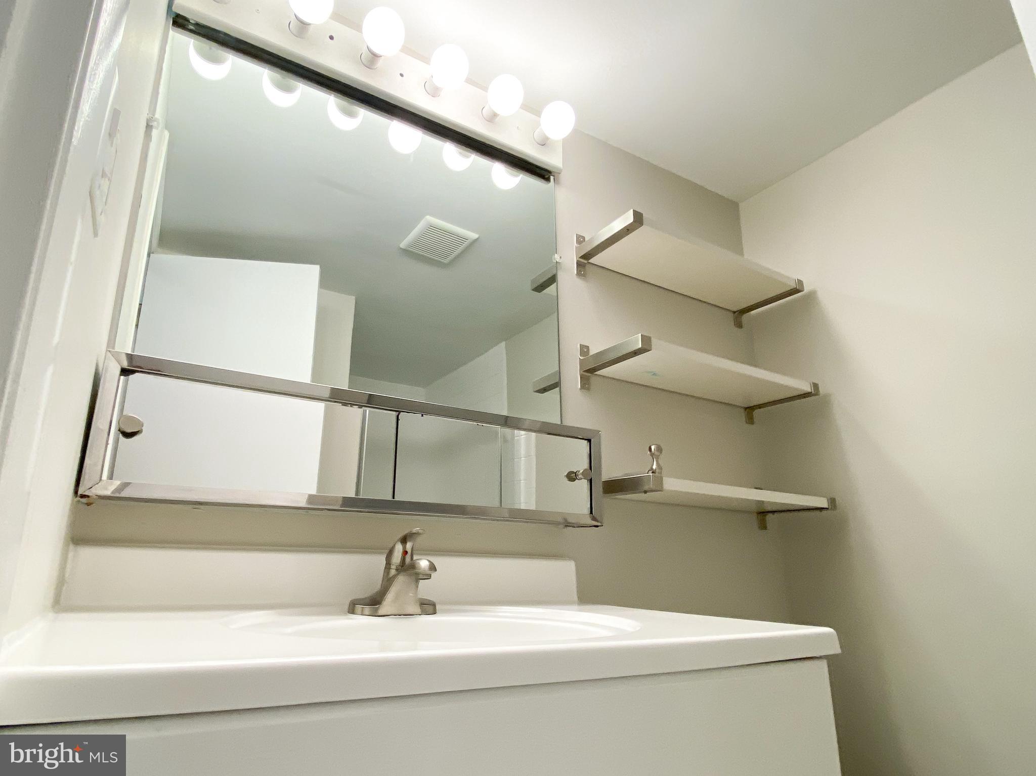 6240 Edsall Road, Unit 102 Alexandria, VA 22312 - Photo 39 of 47