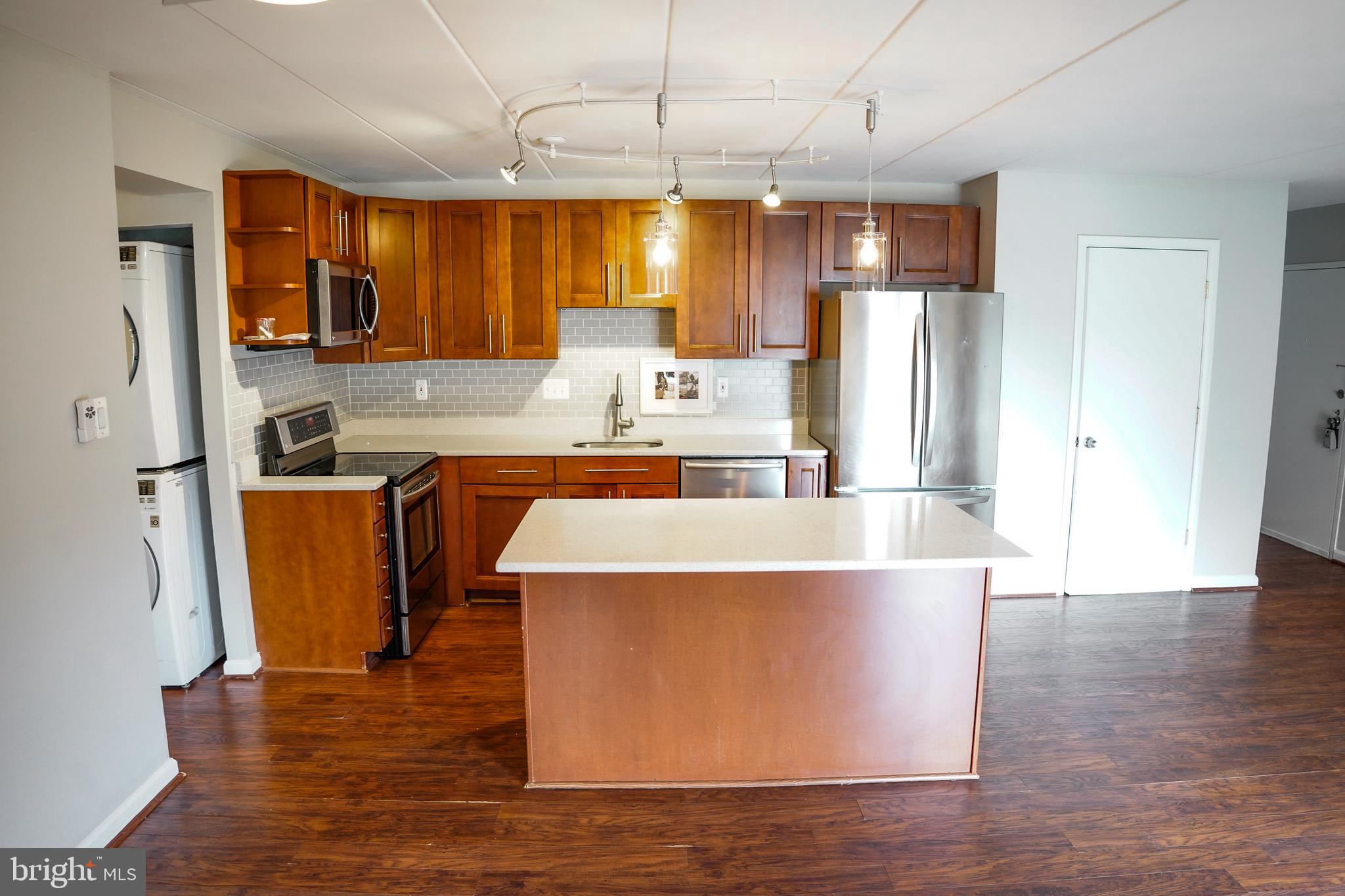 6240 Edsall Road, Unit 102 Alexandria, VA 22312 - Photo 6 of 47