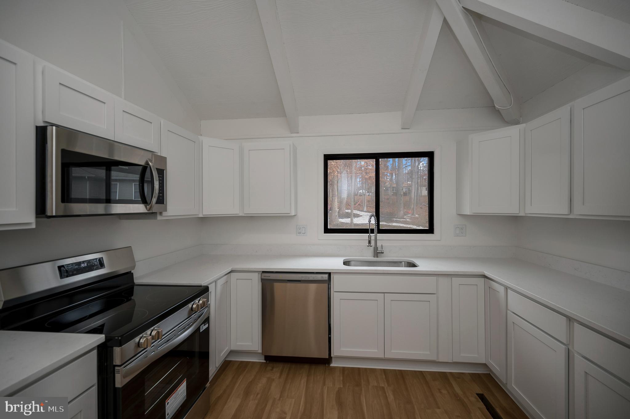 1201 Eastover Parkway Locust Grove, VA 22508 - Photo 7 of 30