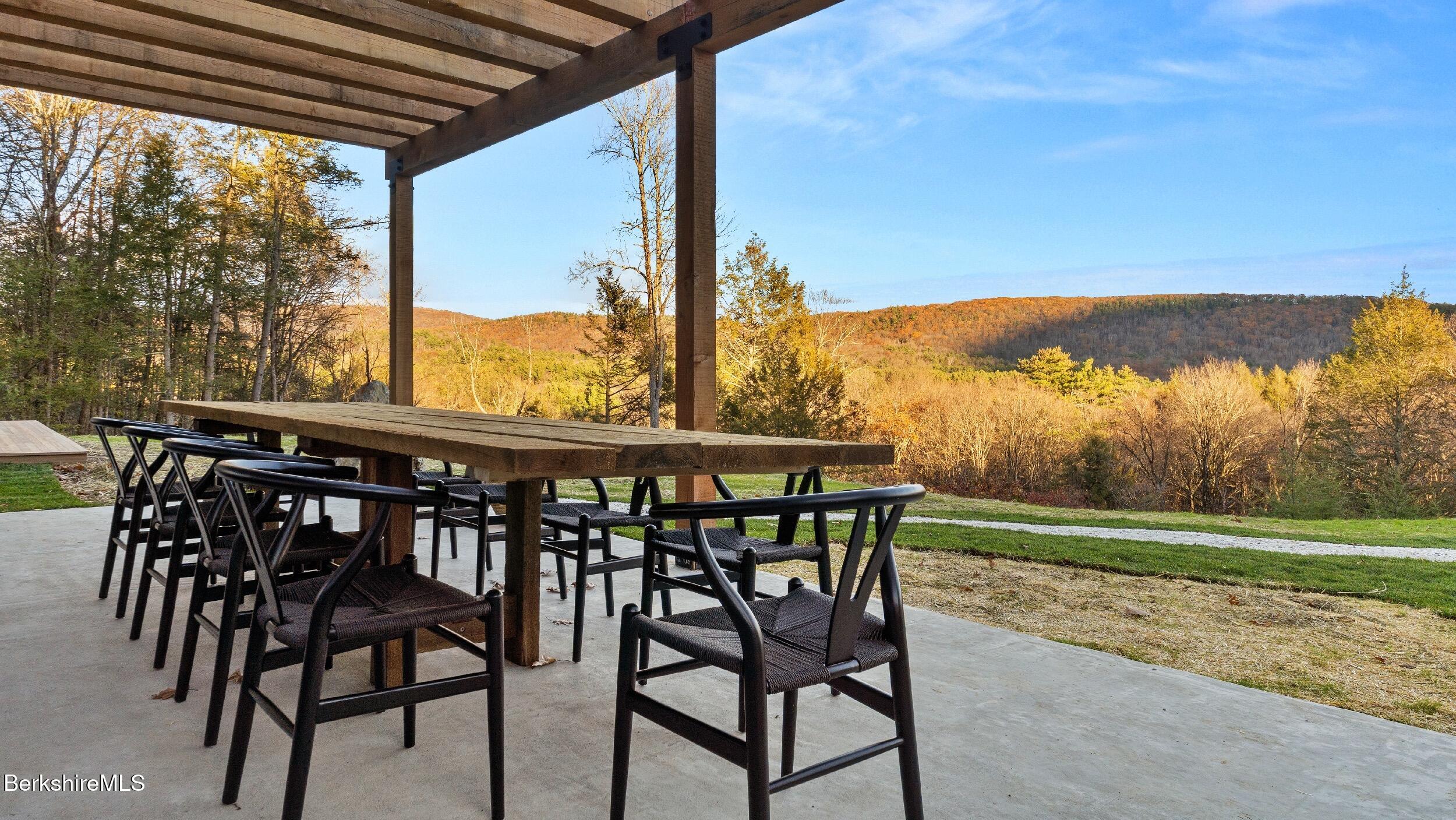 40 East Alford Road West Stockbridge, MA 01266 - Photo 17 of 51 a view of a chairs and table in the patio