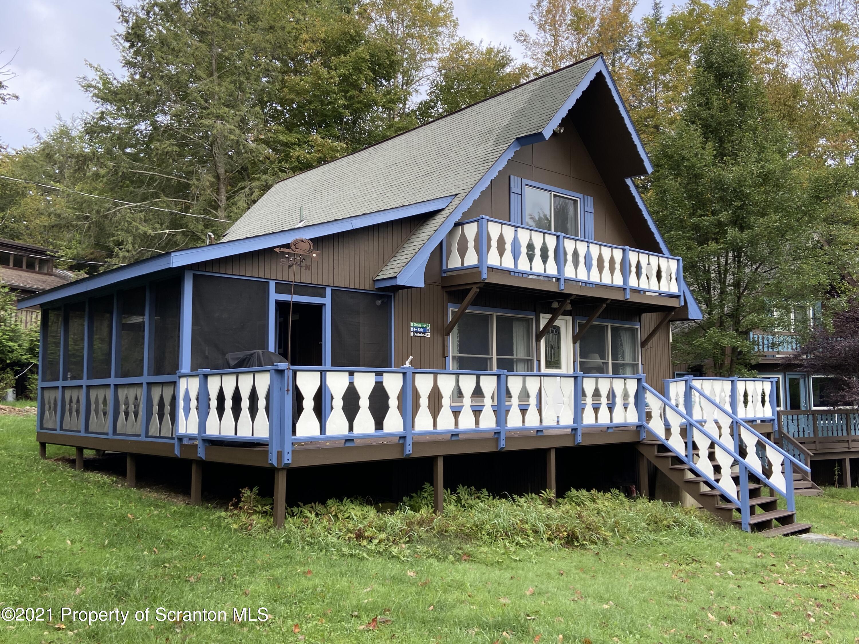 15 West Spring Loop Union Dale, PA 18470 - Photo 2 of 24 Gallery Image 2