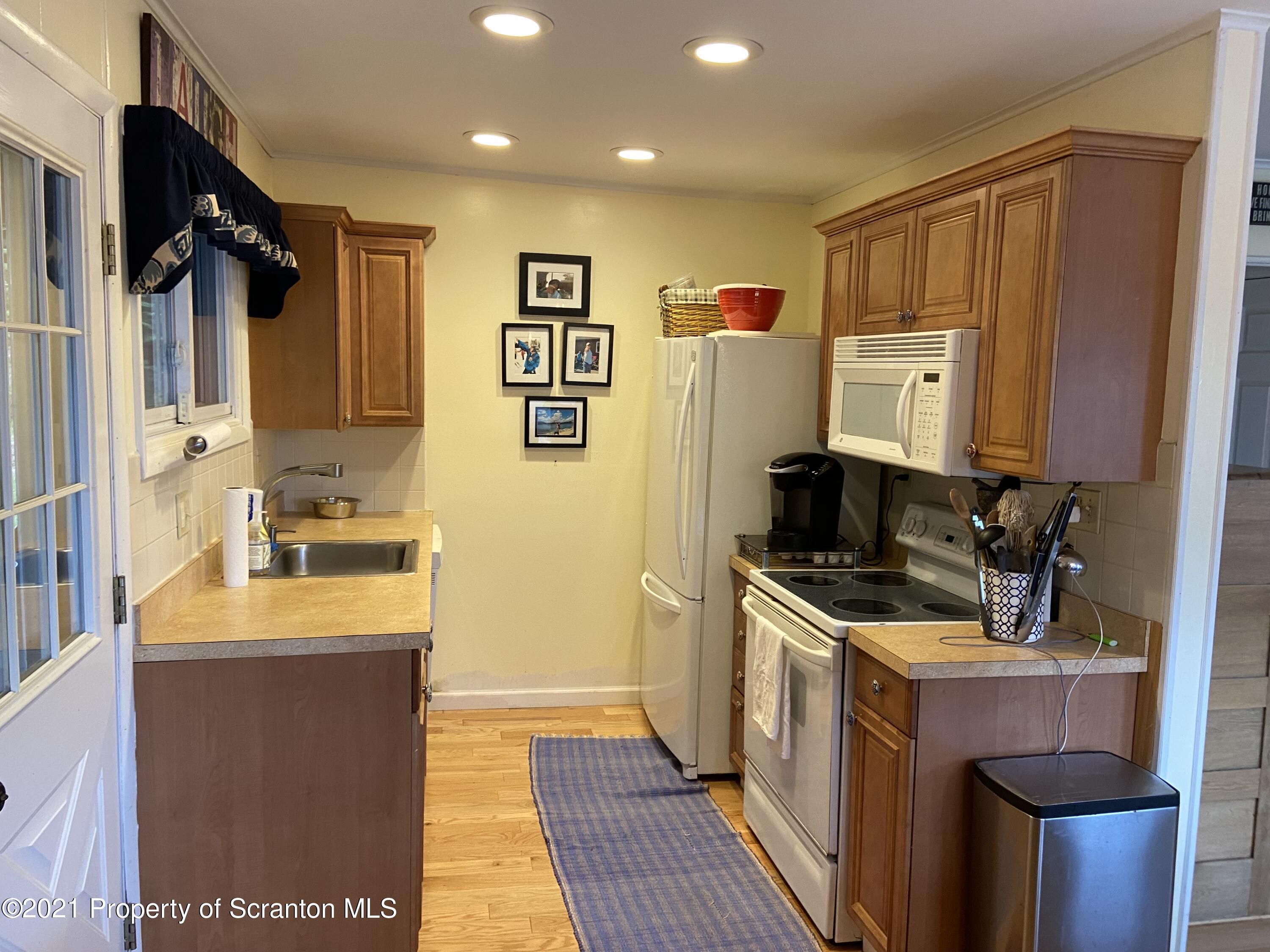 15 West Spring Loop Union Dale, PA 18470 - Photo 8 of 24 Gallery Image 8