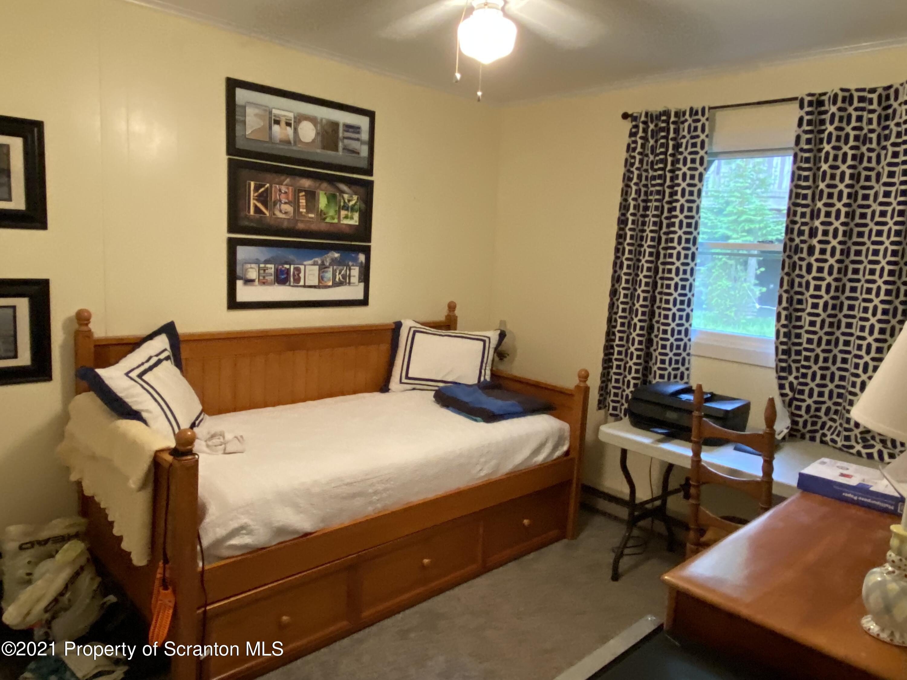 15 West Spring Loop Union Dale, PA 18470 - Photo 10 of 24 Gallery Image 10