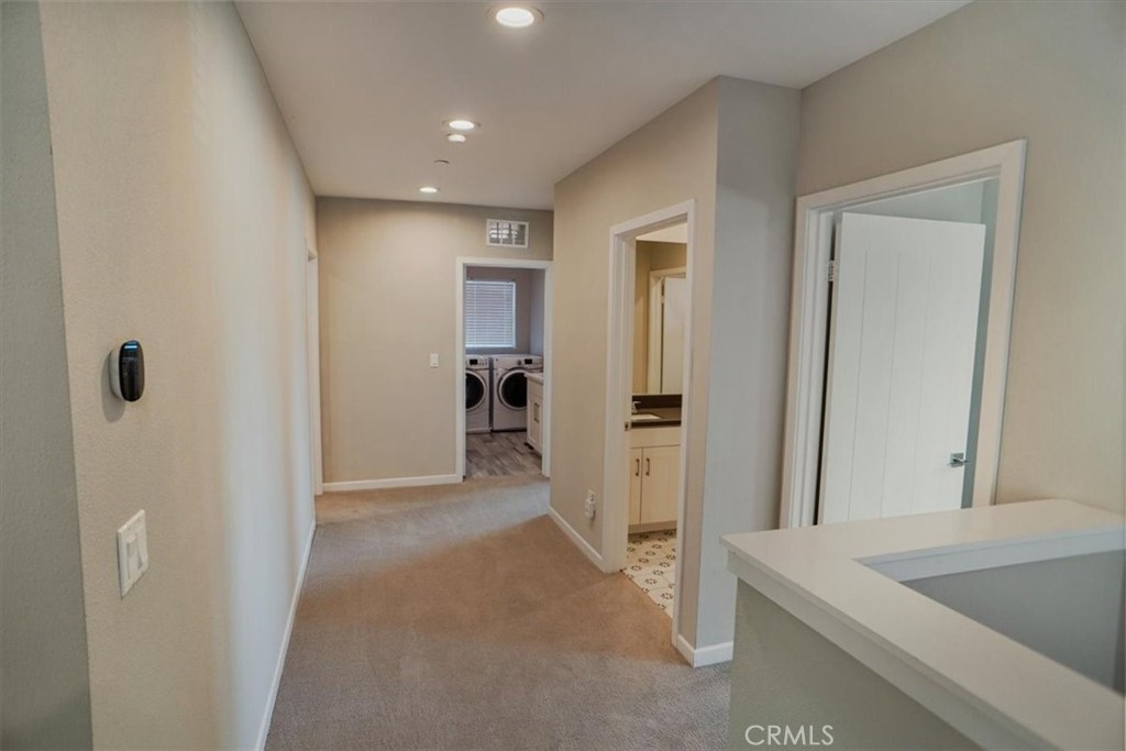 15605 Lilli Way Van Nuys, CA 91406 - Photo 11 of 16 Upstairs Hall