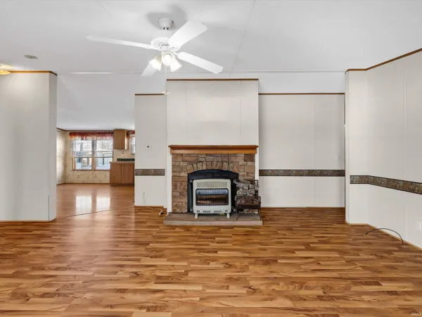 $225,000 | 7806 West County Road 300 North, Richland, IN 47634