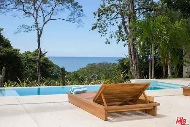 $2,900,000 | 0 Santa Teresa Nicoya Peninsula Costa Rica, Clare, XX 60111