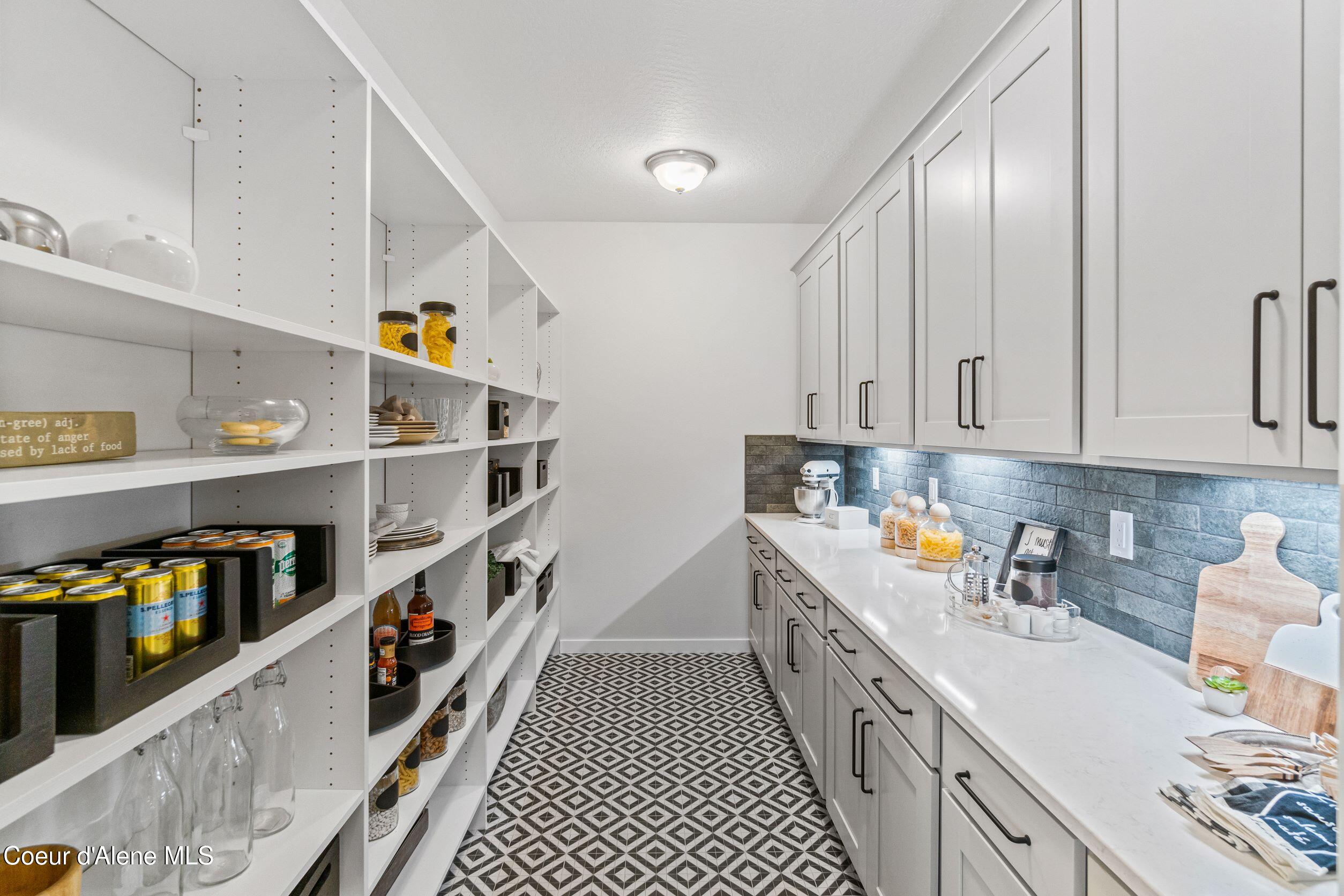 2521 West Victor Loop Coeur D'Alene, ID 83815 - Photo 17 of 36 17