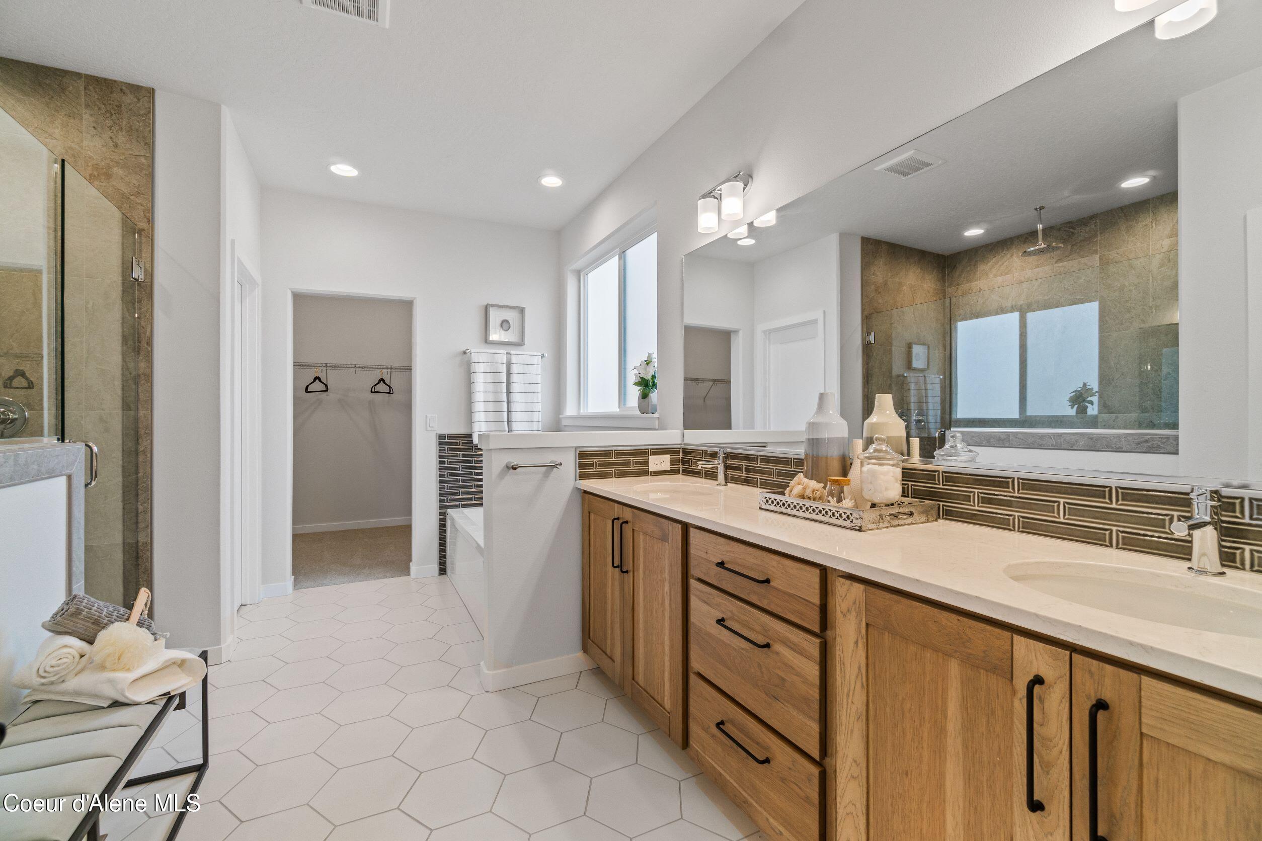 2521 West Victor Loop Coeur D'Alene, ID 83815 - Photo 20 of 36 20