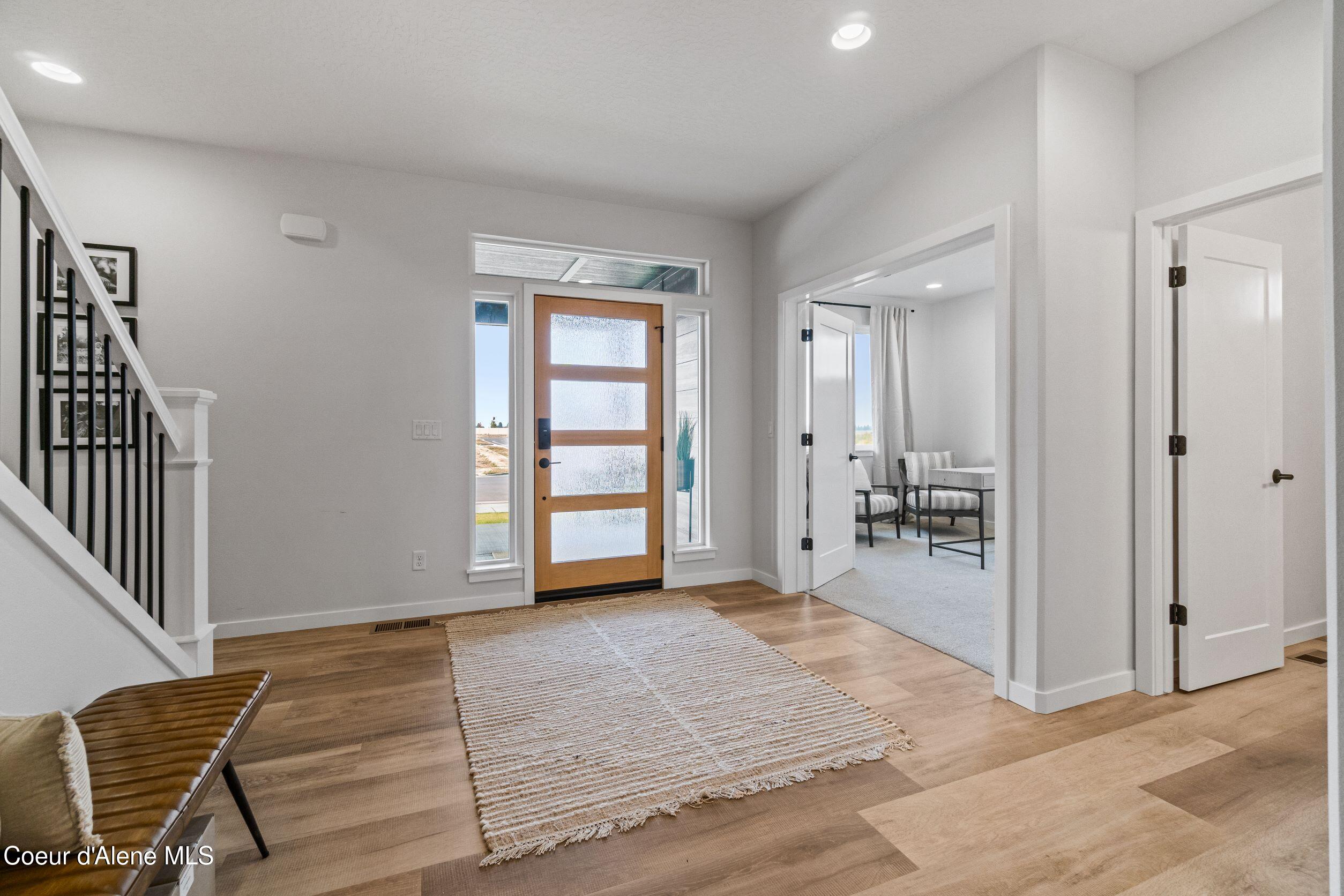 2521 West Victor Loop Coeur D'Alene, ID 83815 - Photo 5 of 36 5