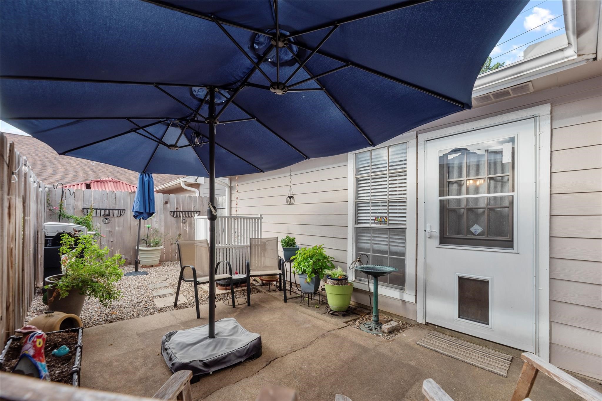 14020 Schroeder Road, Unit 126 Houston, TX 77070 - Photo 8 of 11 FENCED BACK YARD