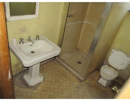 1150 School Road Avonmore, PA 15618 - Photo 11 of 12 Full Bath.