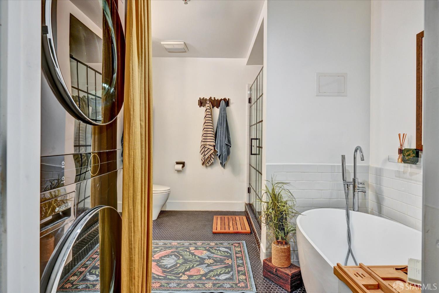 1219 Pine Street Oakland, CA 94607 - Photo 16 of 20