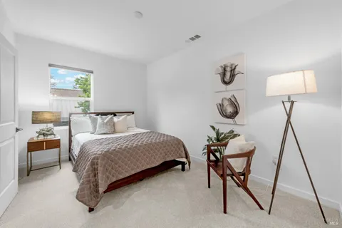 $1,045,000 | 1655 2nd Street, Unit 318, Napa, CA 94559