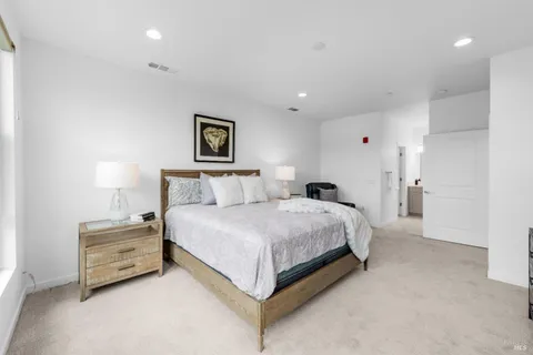 $1,045,000 | 1655 2nd Street, Unit 318, Napa, CA 94559