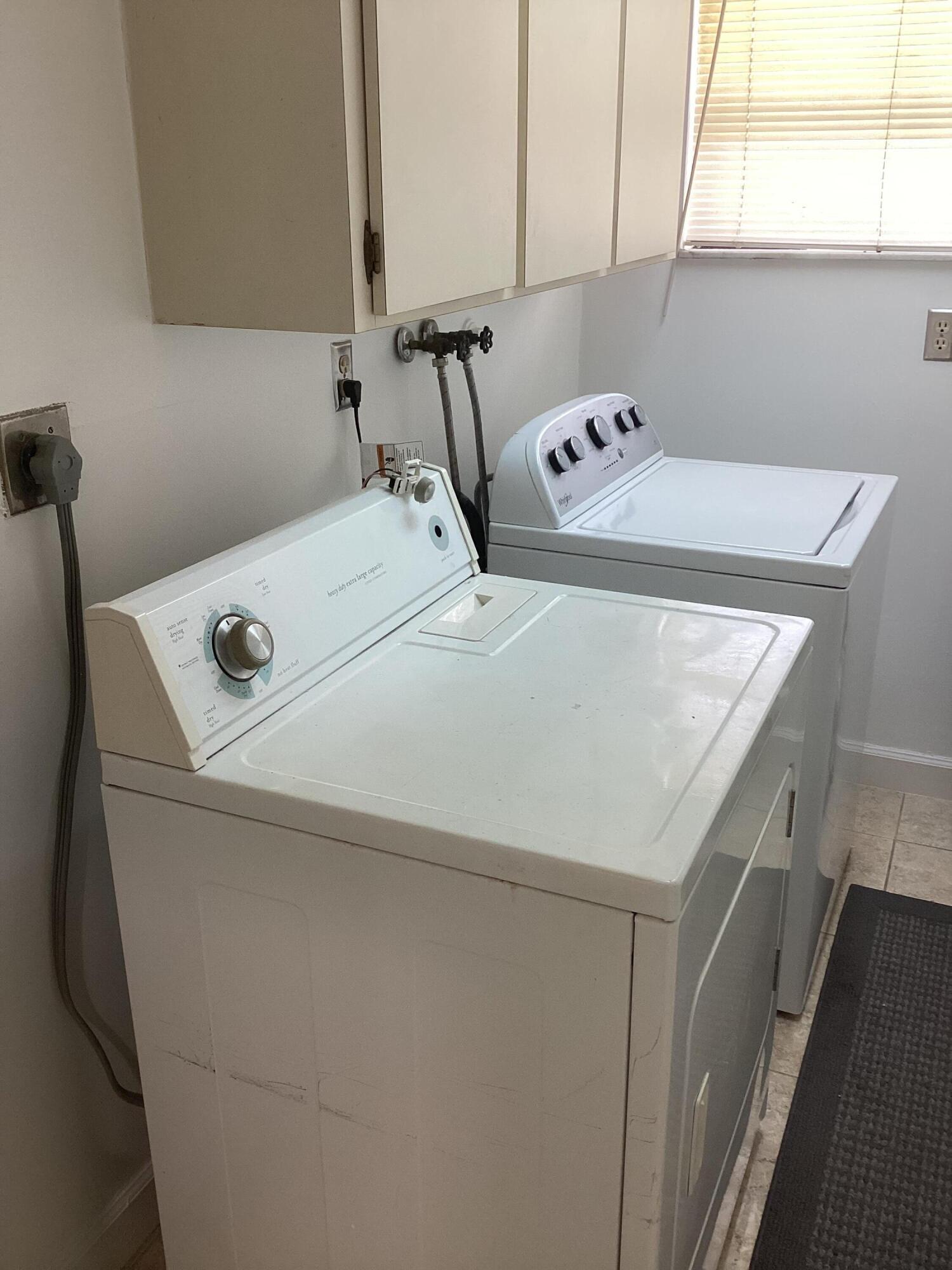 10496 Augusta Court Boca Raton, FL 33498 - Photo 22 of 41 Laundry Room