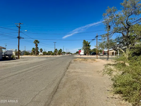 $45,000 | 66782 Avenue B, Salome, AZ 85348