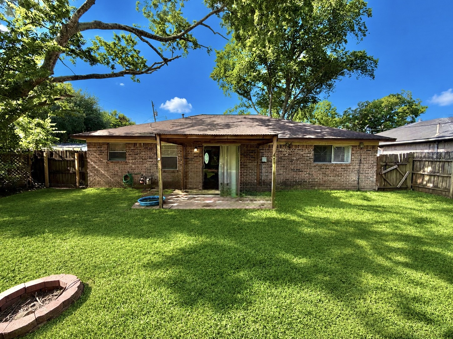 725 East Plum Street Angleton, TX 77515 - Photo 17 of 17