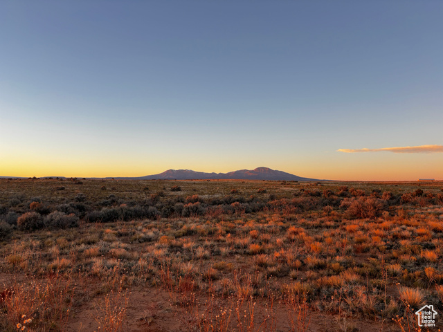 2800 South Mustang Road Blanding, UT 84511 - Photo 13 of 23 View of mountain backdrop