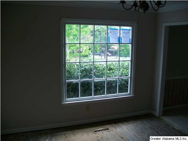 2215 Oak Ridge Circle Birmingham, AL 35226 - Photo 10 of 32