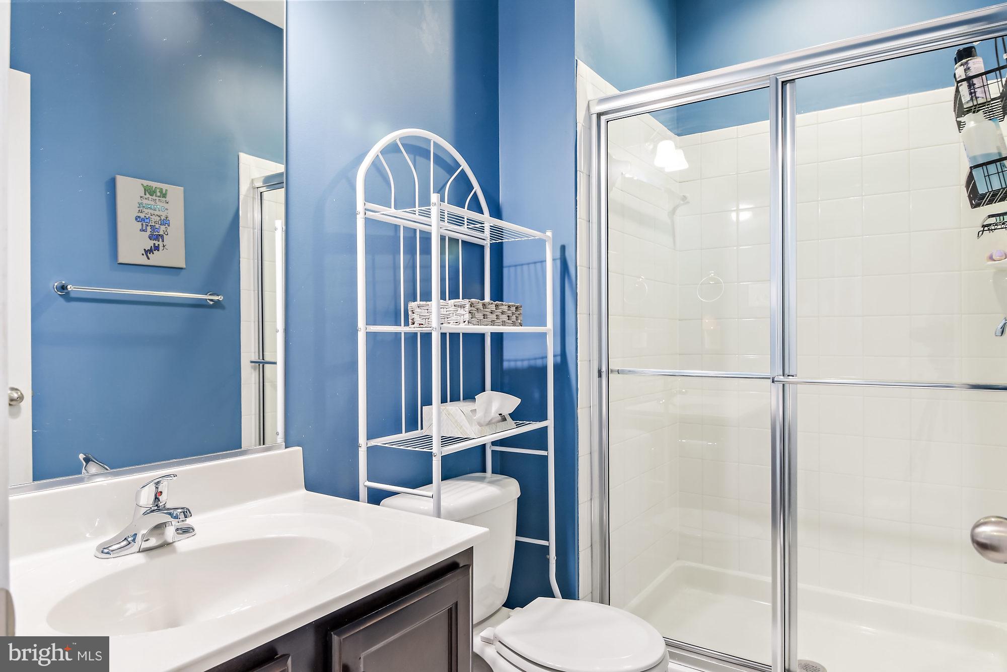 7847 Wormans Mill Road Frederick, MD 21701 - Photo 6 of 28 Entry-level full bathroom