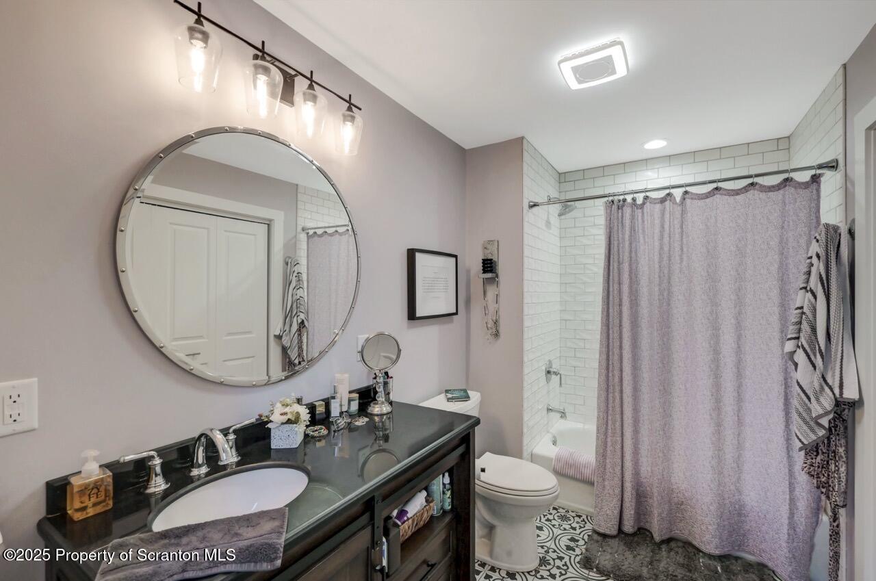 215 Fairview Road Clarks Green, PA 18411 - Photo 122 of 148 215 Fairview Rd 123 Large