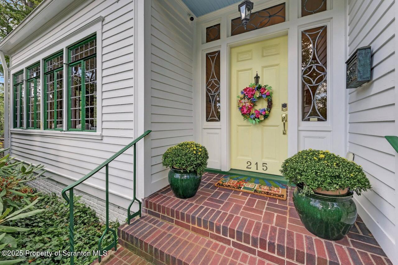 215 Fairview Road Clarks Green, PA 18411 - Photo 9 of 148 215 Fairview Rd 009 Large