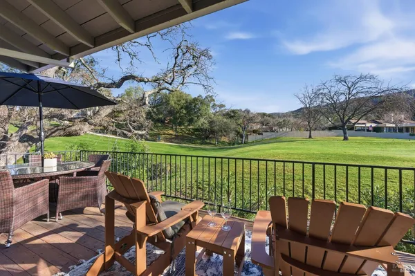 $1,250,000 | 868 Oak Leaf Way, Napa, CA 94558