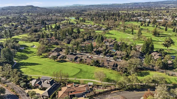 $1,250,000 | 868 Oak Leaf Way, Napa, CA 94558