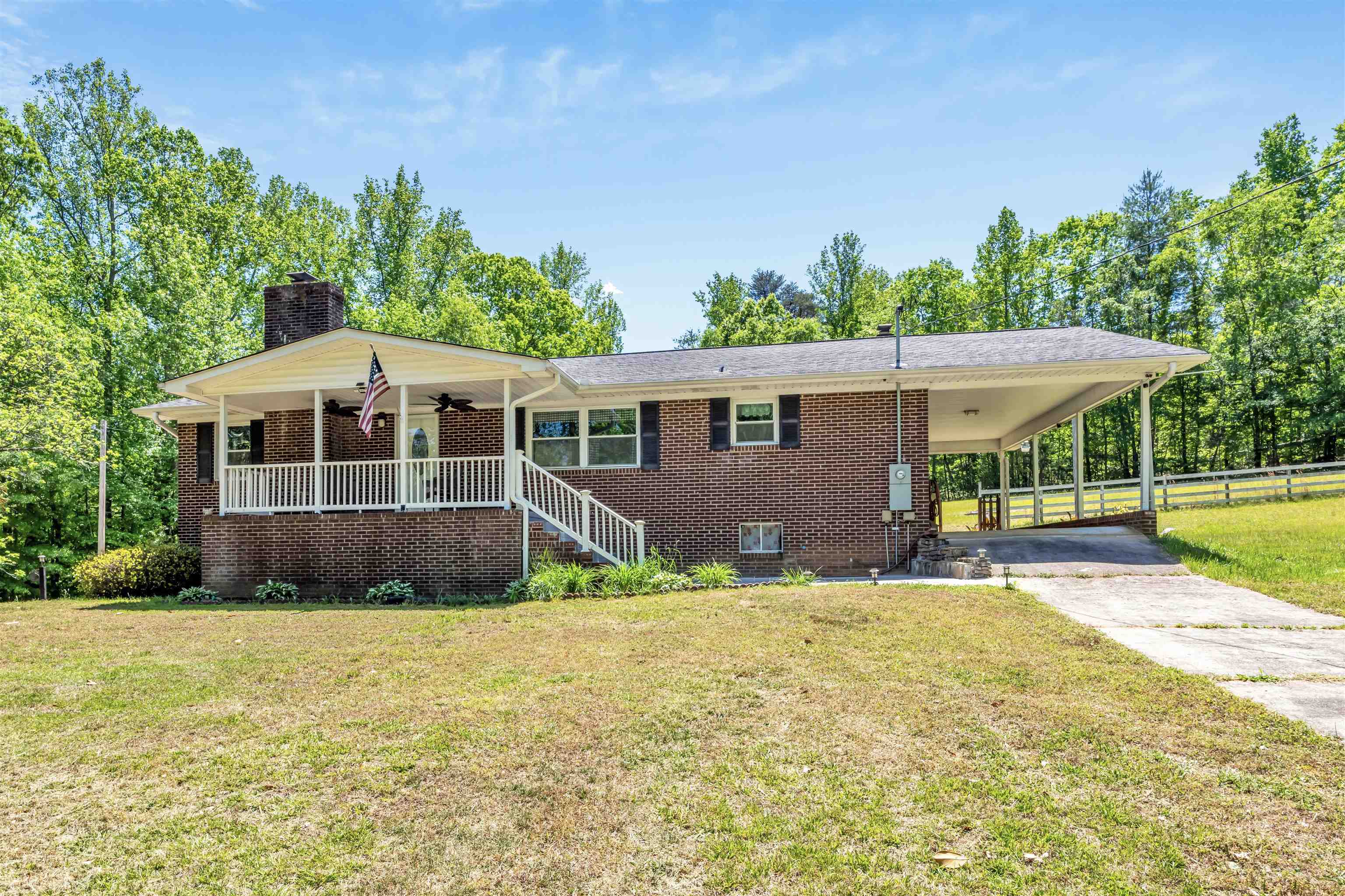213 State Rd S-39-163 Easley, SC 29640 - Photo 1 of 26
