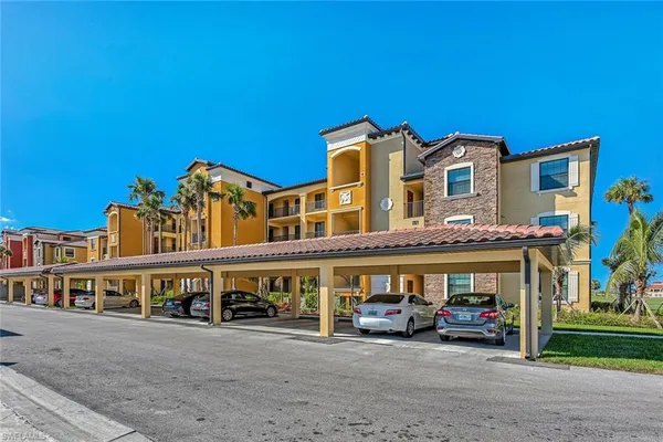 $7,000 | 17971 Bonita National Boulevard, Unit 618, Bonita Springs, FL 34135