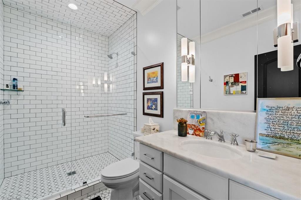 1211 Hammel Road Greensboro, NC 27408 - Photo 35 of 50 Bedroom 3 bathroom