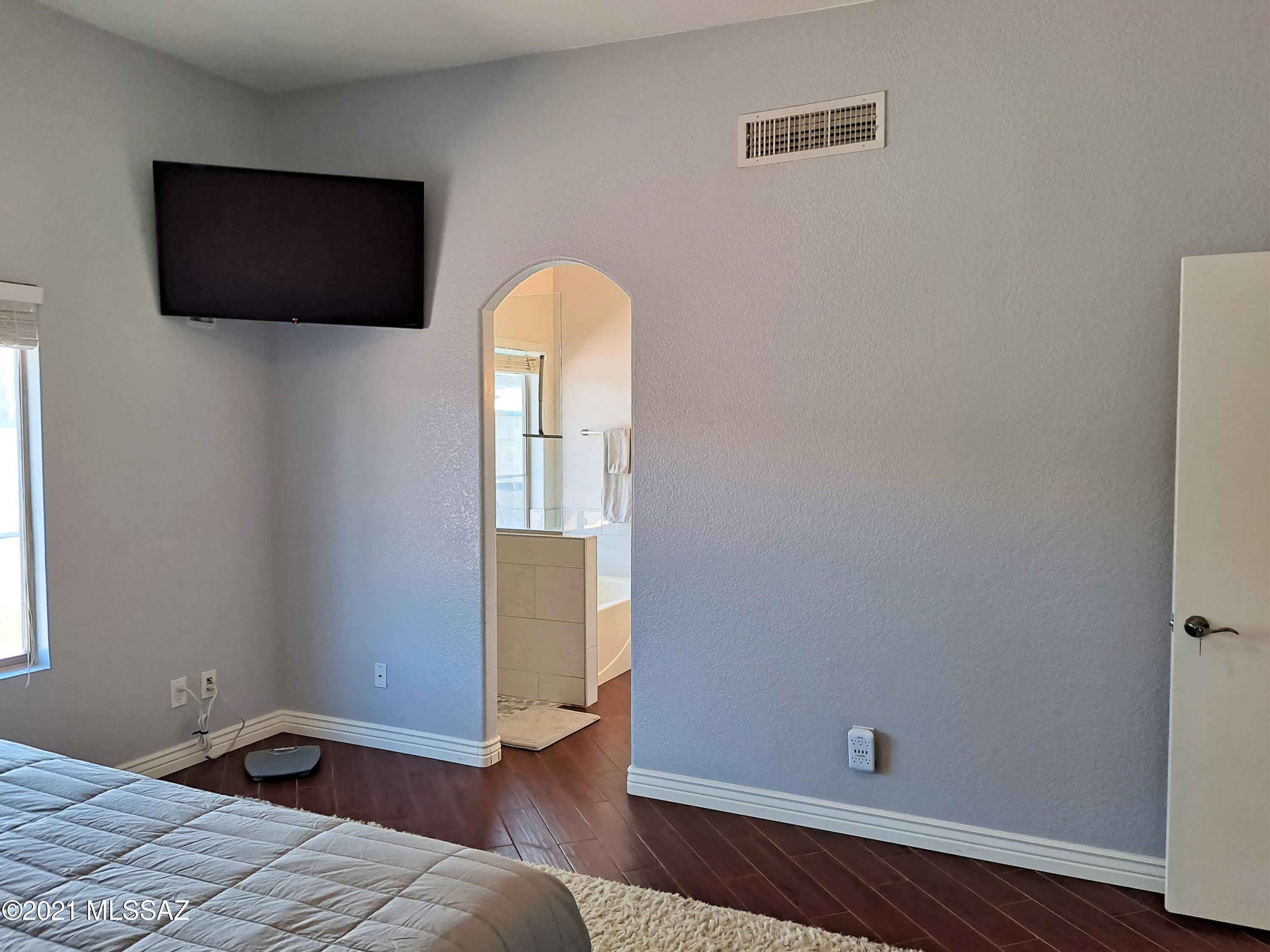 5500 South Wembly Road Tucson, AZ 85746 - Photo 12 of 43